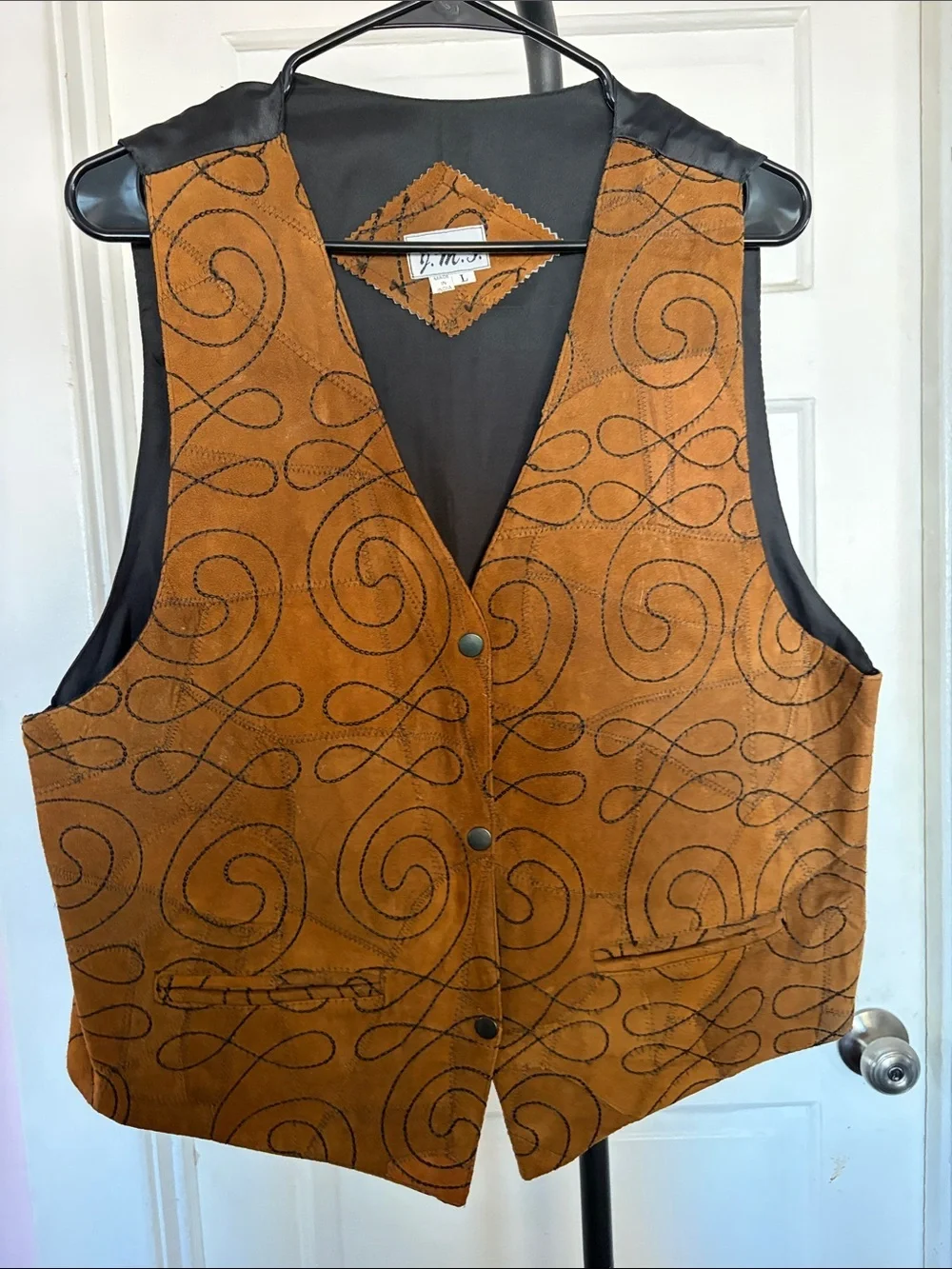 Vintage-style Men's Leather Vest in Brown with Black Design